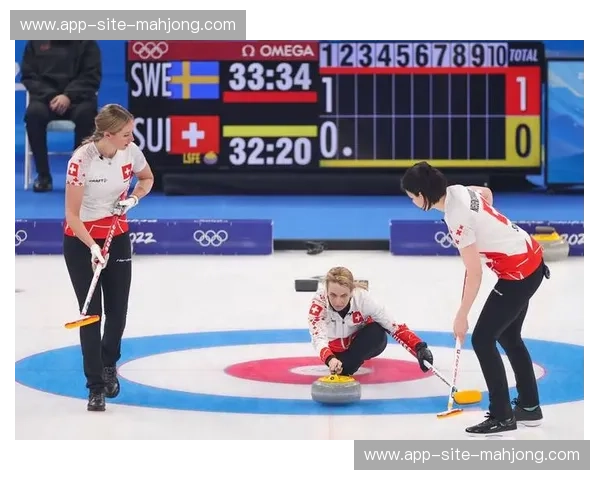 瑞典冰壶女队绝杀英国队 关键局后手战术运用精妙
