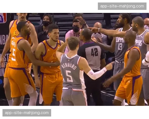 斯波尔斯特拉关键时刻犯规战术 阿德巴约两罚全中反超比分